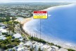 STUNNING MOFFAT BEACH 