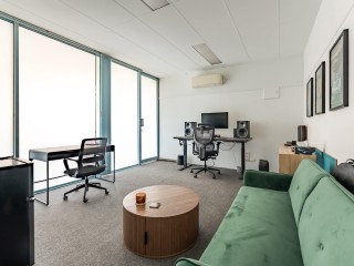 AFFORDABLE, CENTRAL OFFICE SPACE IN CALOUNDRA CBD - AVAILABLE NOW