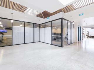 HENZELLS PLAZA - CBD OFFICE