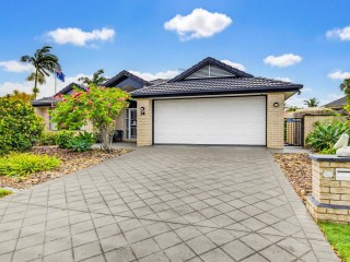 PELICAN WATERS HOME OFFERS FLEXIBILITY AND ROOM TO MOVE